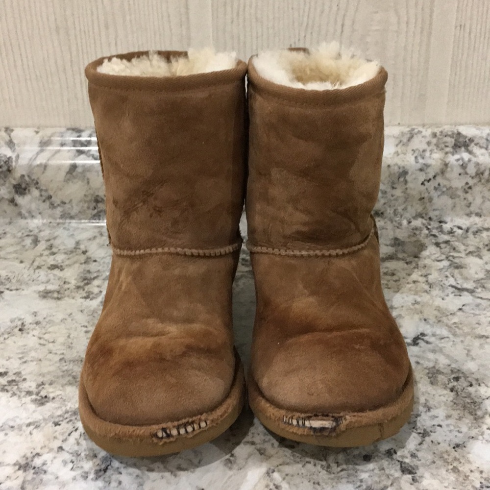 Ugg Youth 5251 Boots